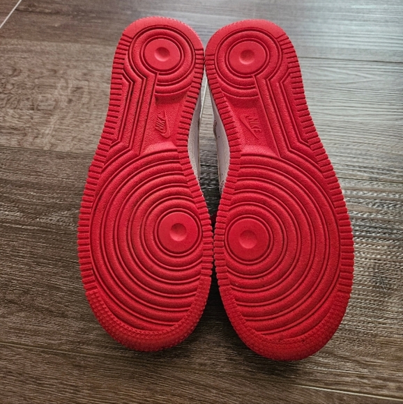 Nike Air Force 1 Youth Shoes Red and White Size 5Y - Picture 6 of 8